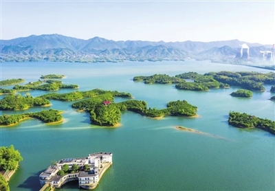 山野里的“瓦尔登湖”