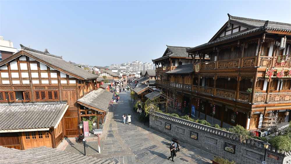 “东方微笑——青州风格佛像艺术”展在湘博开展