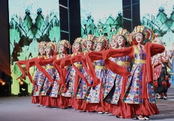 多地为冬游季“启幕” 助力冬游火得早、热得久