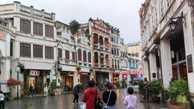 避寒主题游预订增长显著 冬季旅游市场“向南飞”热度升温