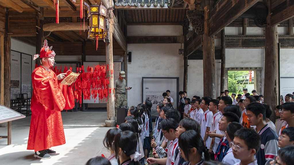 价格降三成、五星酒店变三星，研学游“退烧”