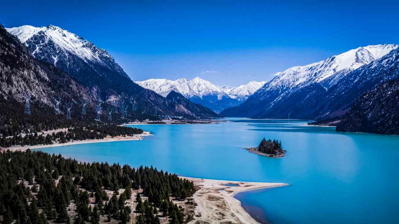 “风景是前提，设施是基础，人的改变才是根本”（奋进“十五五”・一线见闻）